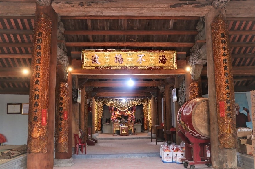 Đình Quan Lạn thờ Hoàng đế Lý Anh Tông và các vị thần,
